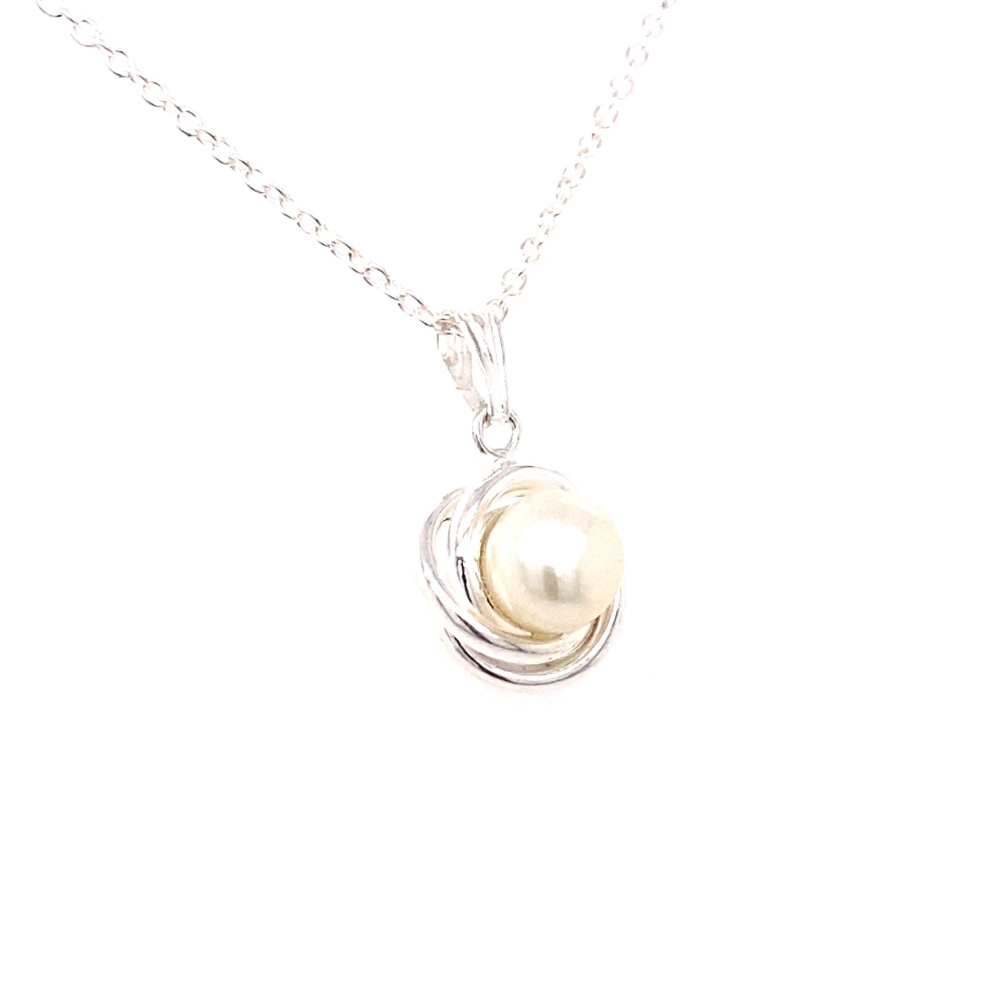 Sterling Silver 7mm Pearl Pendant & 18" Necklace